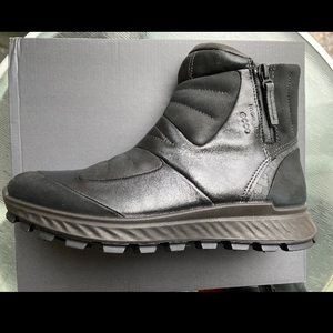 NWT Ecco Hydromax Zip Hiking Boot